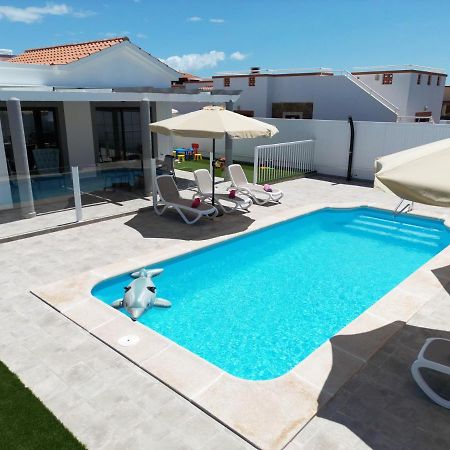 Ideal For Family Holidays, Near Beach And Golf- Casa James La Guirra Esterno foto
